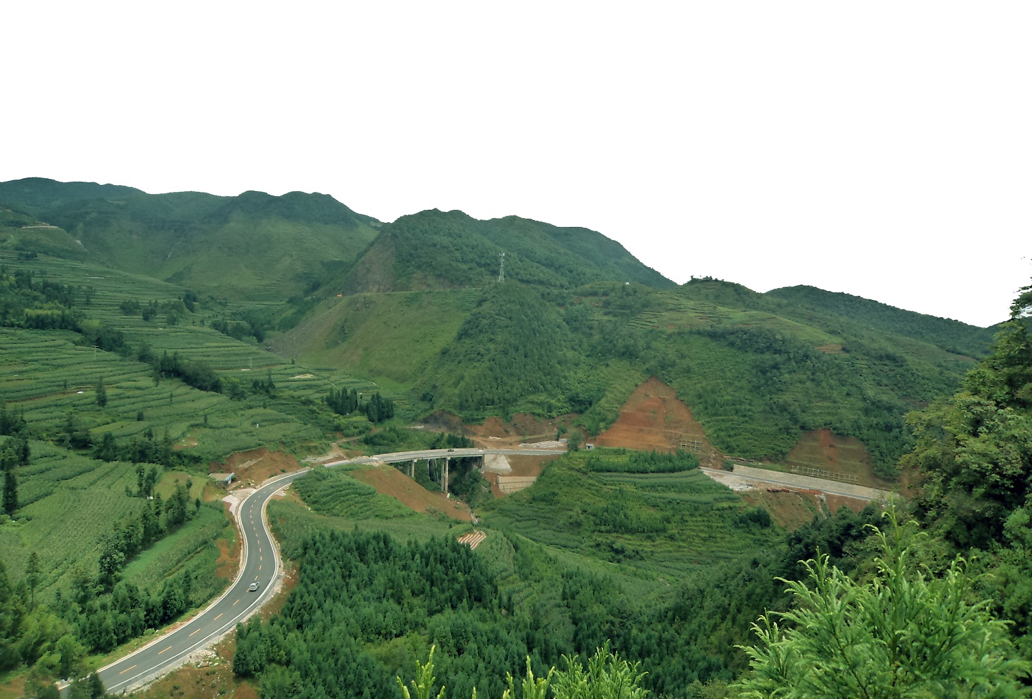 贵州盘县英（武）至大（山）公路