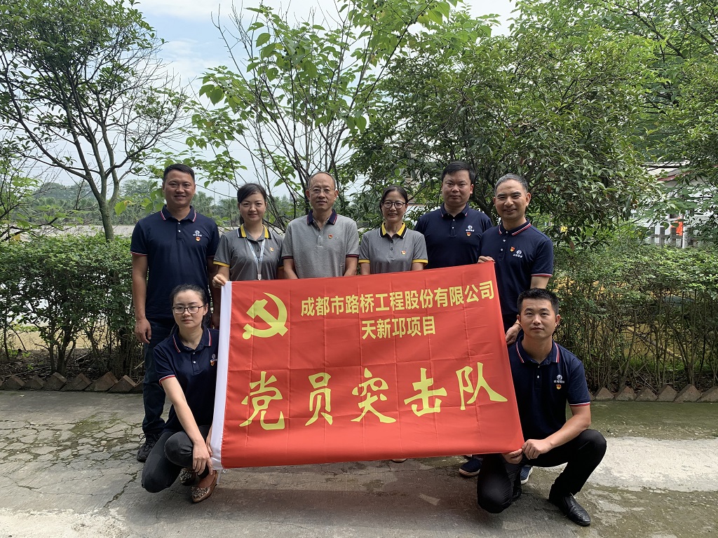 抢抓目标保产值  炎炎夏日送清凉
