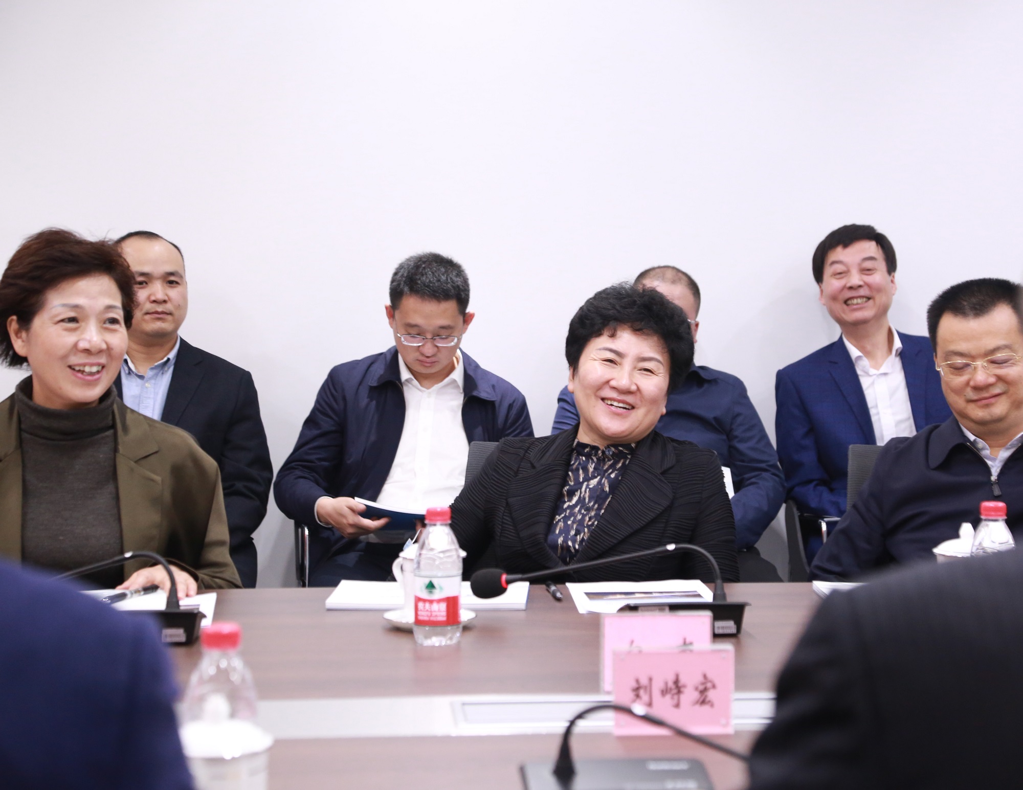 省人大常委会副主任、达州市委书记包惠莅临公司视察指导