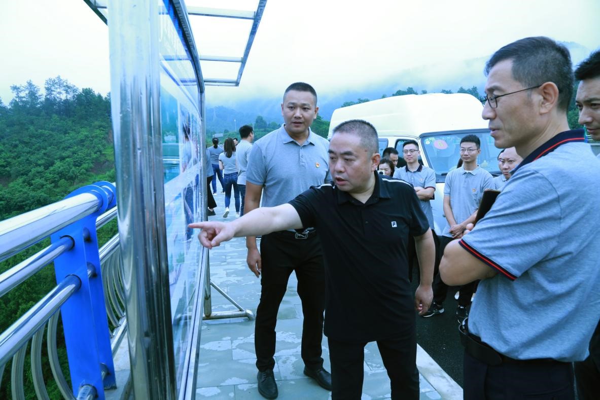庆建党百年系列活动-公司开展“学党史、感恩党、跟党走”主题教育活动
